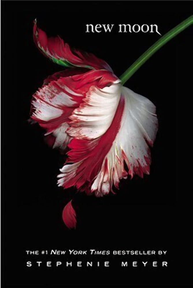 New Moon (The Twilight Saga) cover image