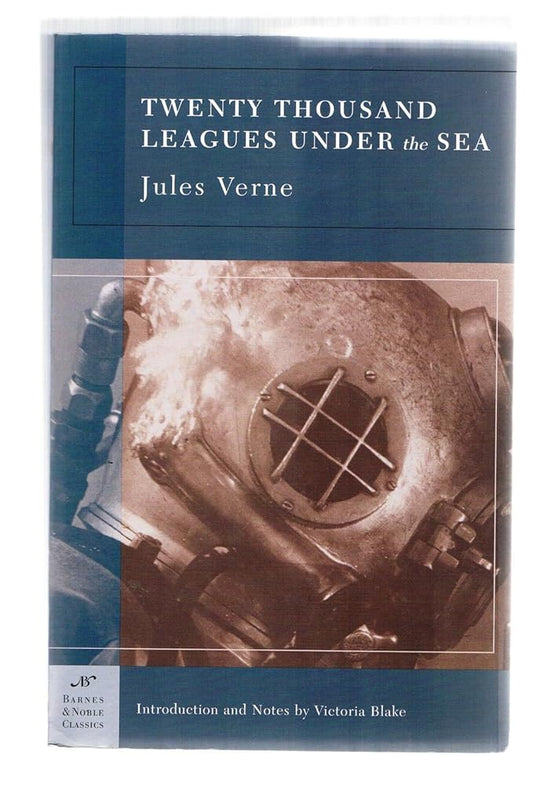 Twenty Thousand Leagues Under the Sea (Barnes & Noble Classics) cover image